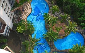 Grand Tropic Suites Hotel